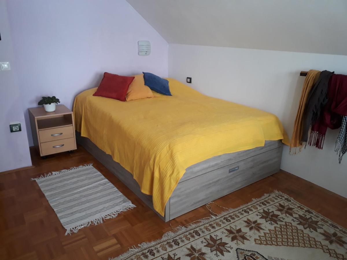 B&B Cerne Polhov Gradec Zewnętrze zdjęcie